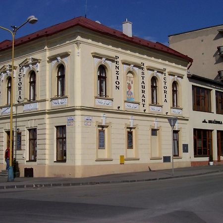 Victoria - Penzion & Restaurant Zólyom Kültér fotó